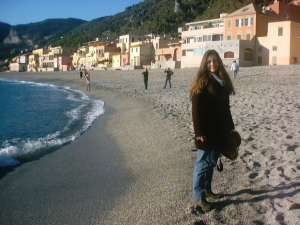 Xtrallusion photo gallery of Italy. Photos, pictures, images and photographs of the Italian Rivieras, the Italian Lakes, the Italian Alps, the Cinque Terre, the Amalfi coast and some of the most beautiful corners of Italy. Plus photos of Italian cities such as Pisa, Milan, Genoa and Rome.